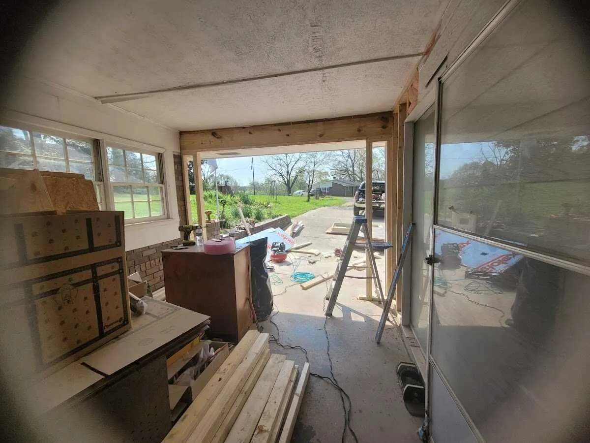 Air movers and dehumidifier for Drying & Dehumidification in Woodlake